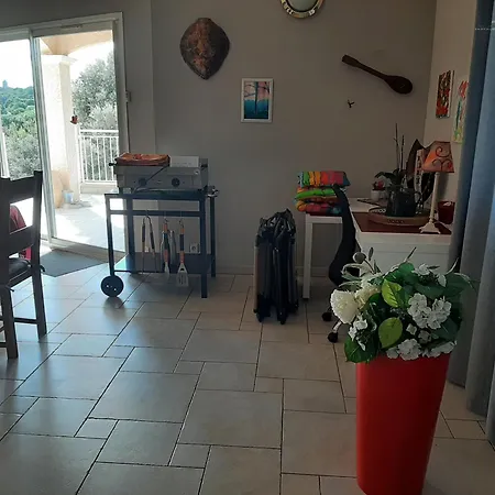 Holiday home L'oustaou Au Calme Dans Un Pittoresque Petit Village