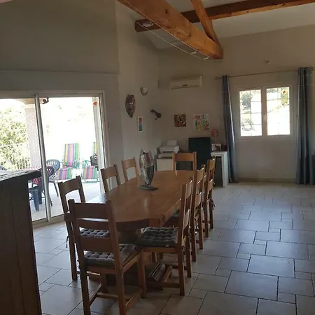 L'oustaou Au Calme Dans Un Pittoresque Petit Village Montpezat (Gard)